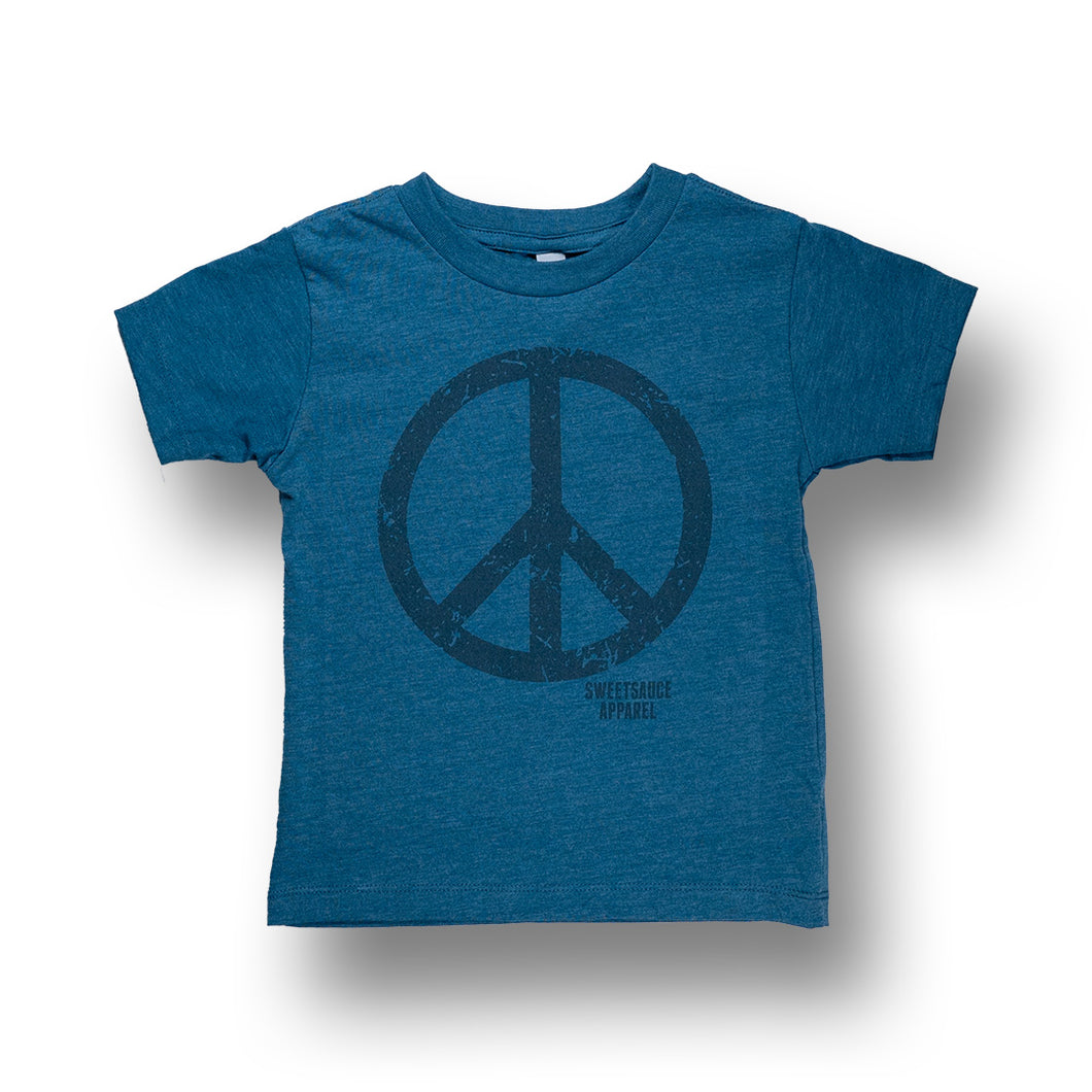 Toddler peace sign